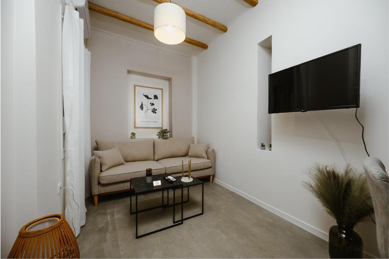 Lb Luxury Apartments Volos Exterior photo