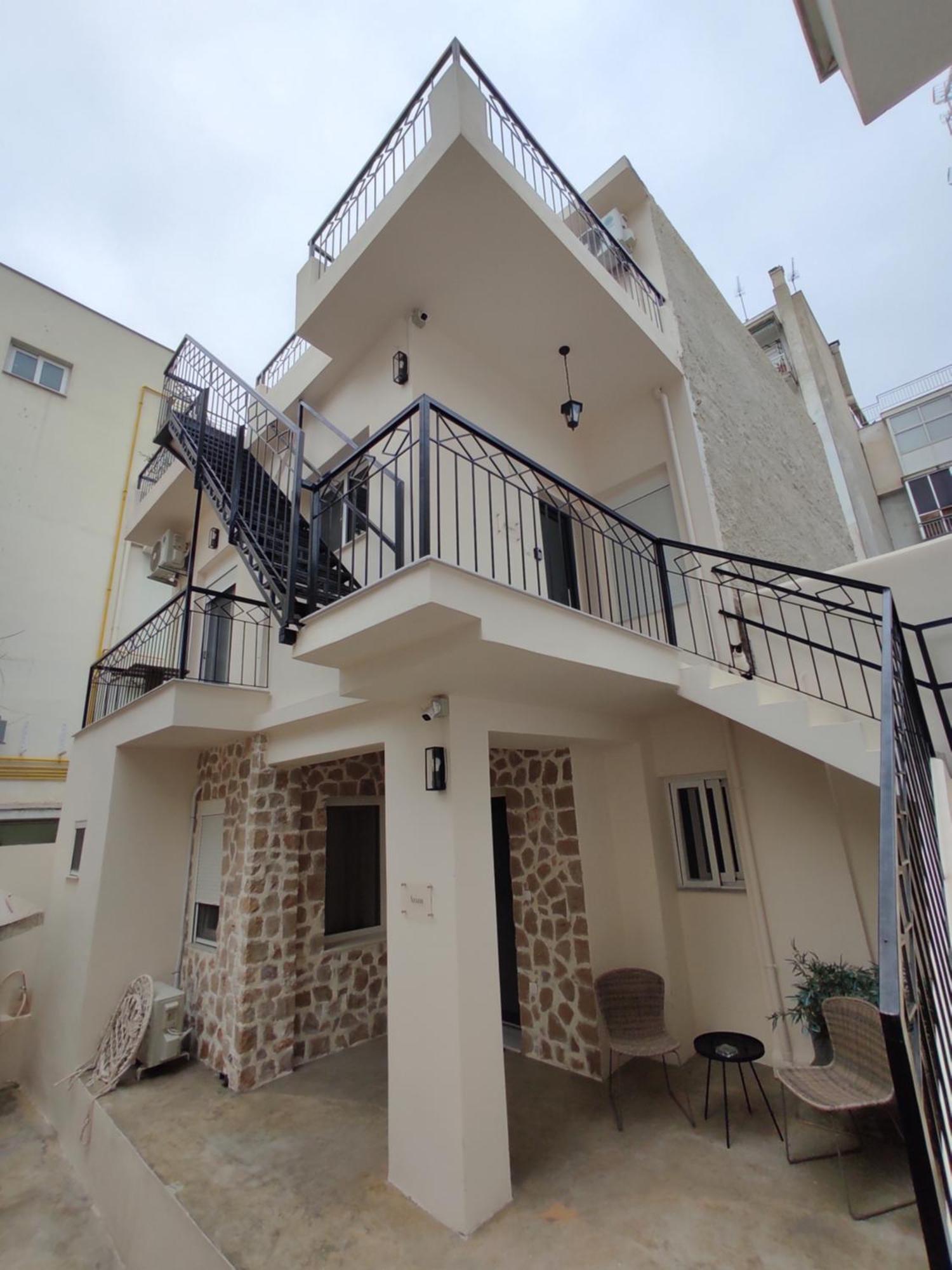 Lb Luxury Apartments Volos Exterior photo